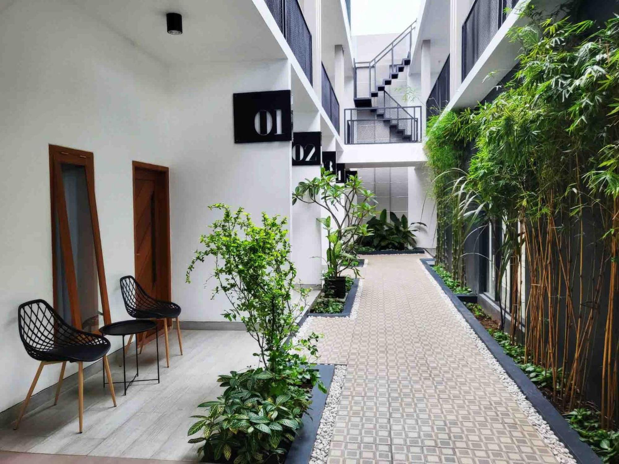Cabin15 - Syariah Blitar المظهر الخارجي الصورة